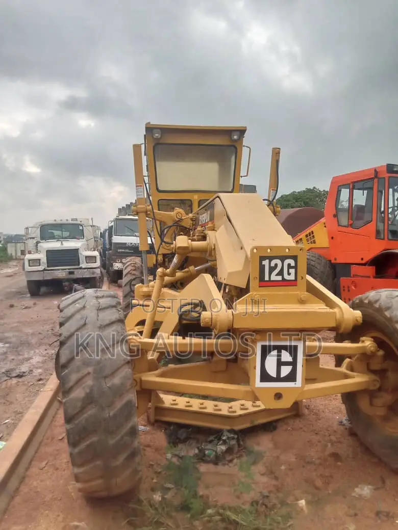 Caterpillar 12g Grader