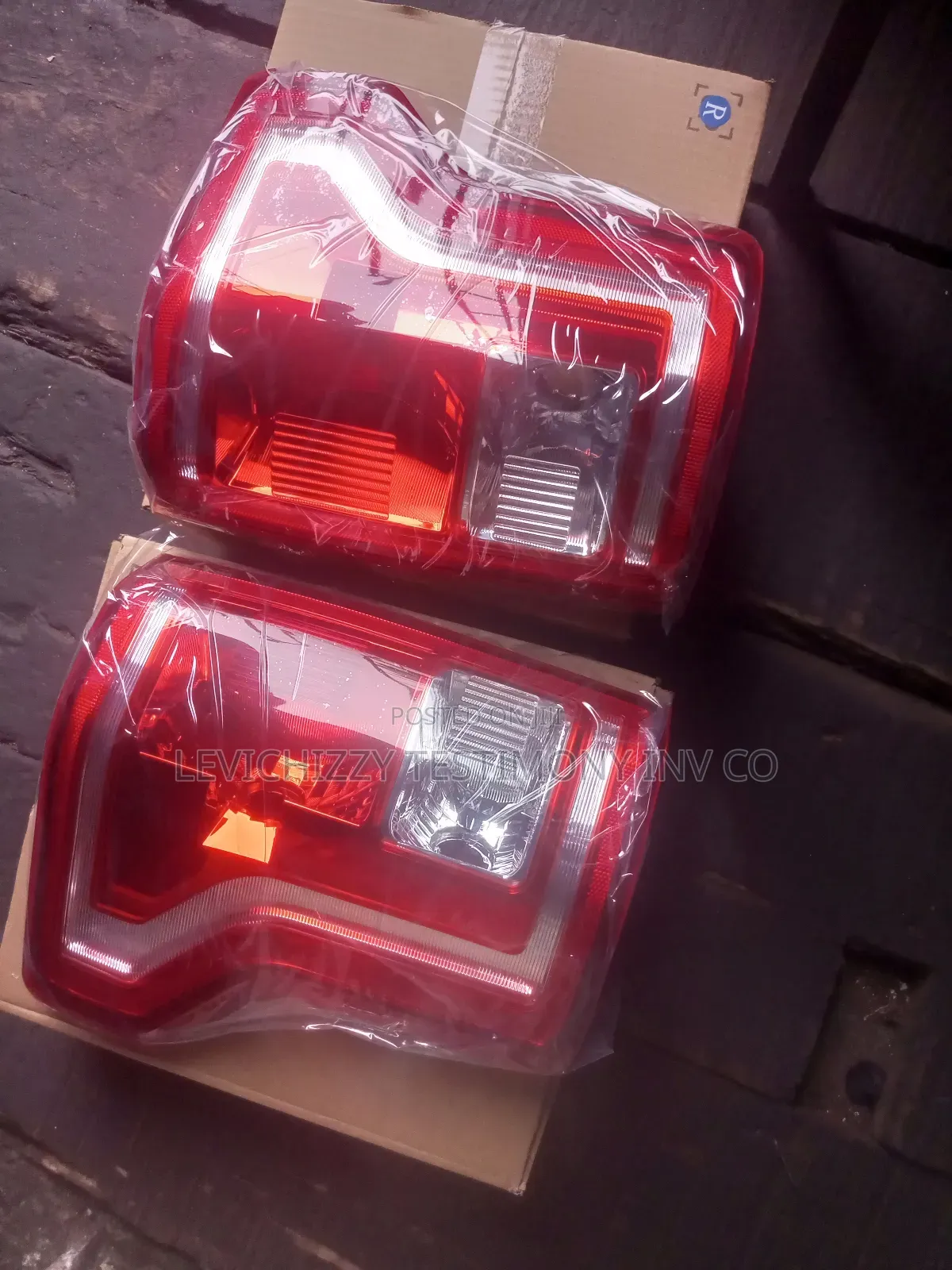 2016,2017,2018,2019 Ford F150 Rear Light