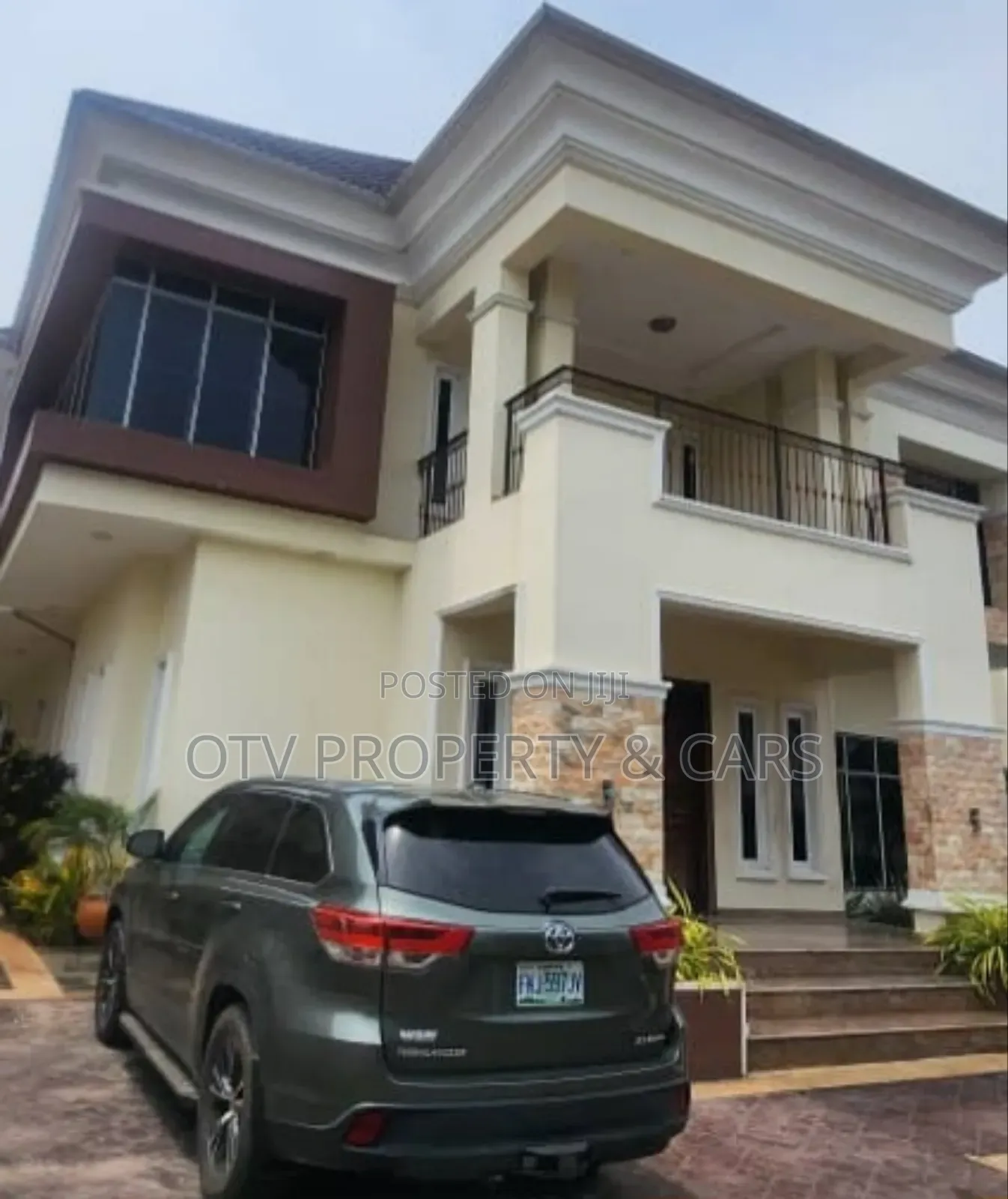 Furnished 6bdrm House in Lekki for sale