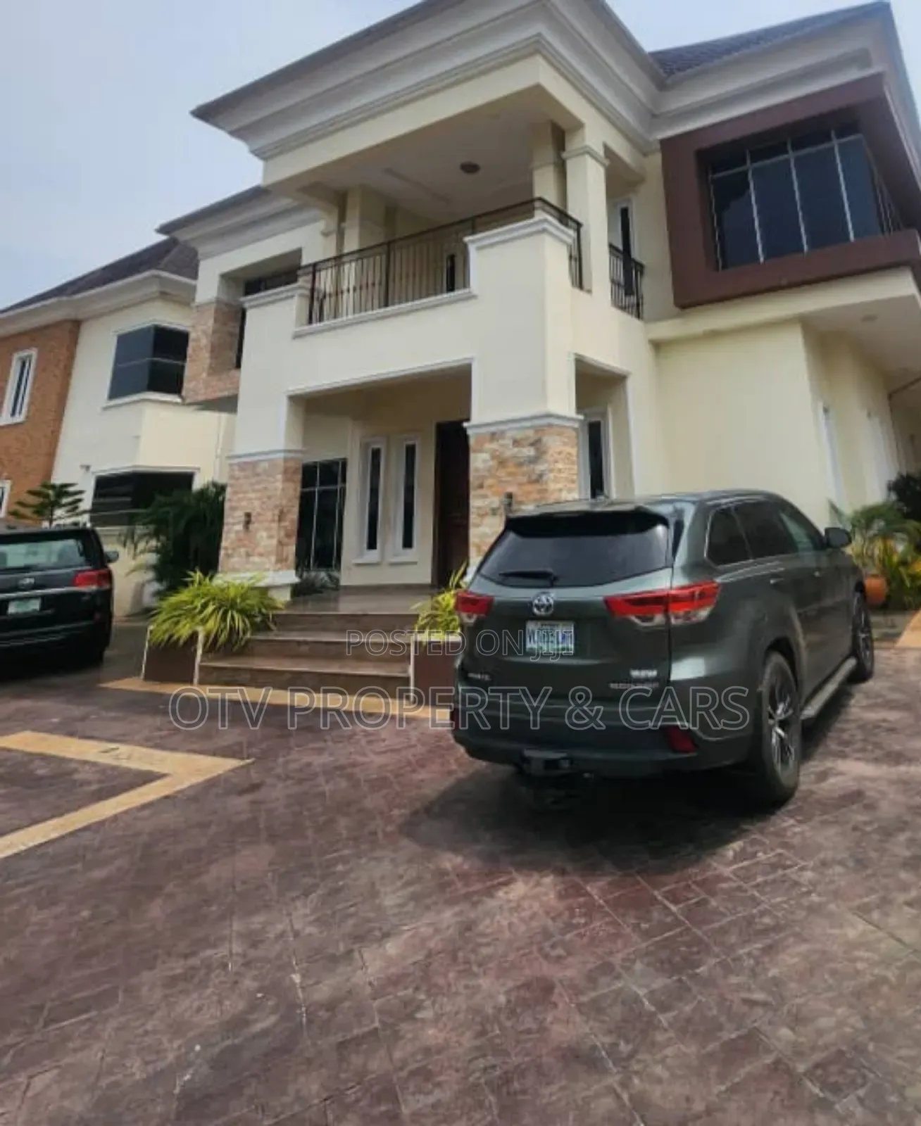 Furnished 6bdrm House in Lekki for sale