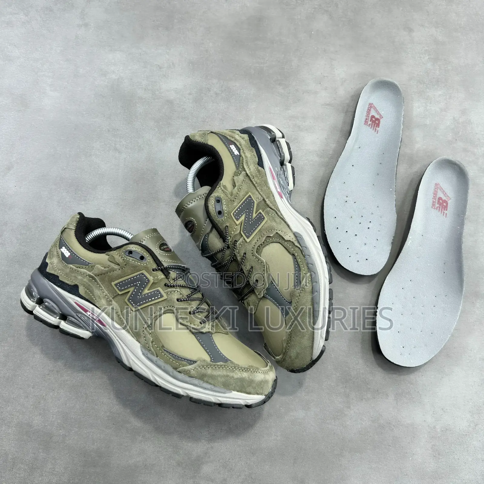 Original New Balance 2002r Ripstop Protection Park Sneakers