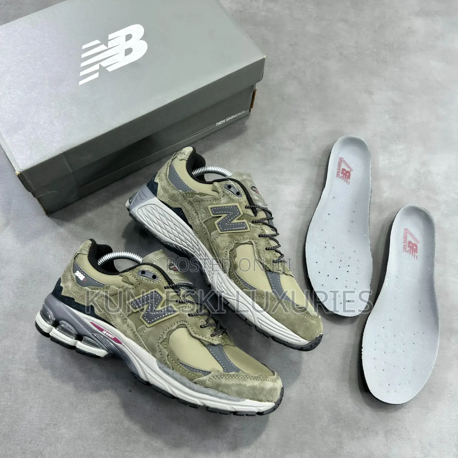 Original New Balance 2002r Ripstop Protection Park Sneakers