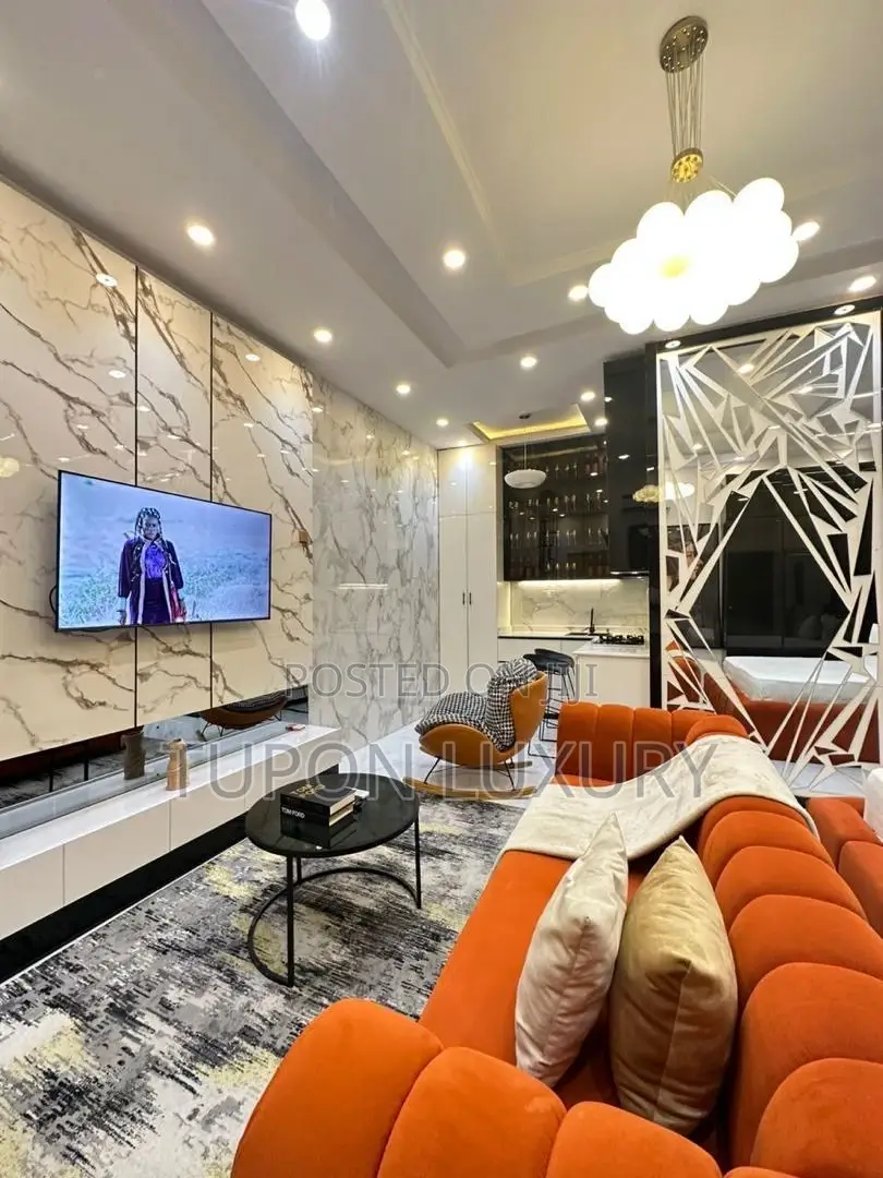 Standard Luxury Studio Apartment in Chevron
