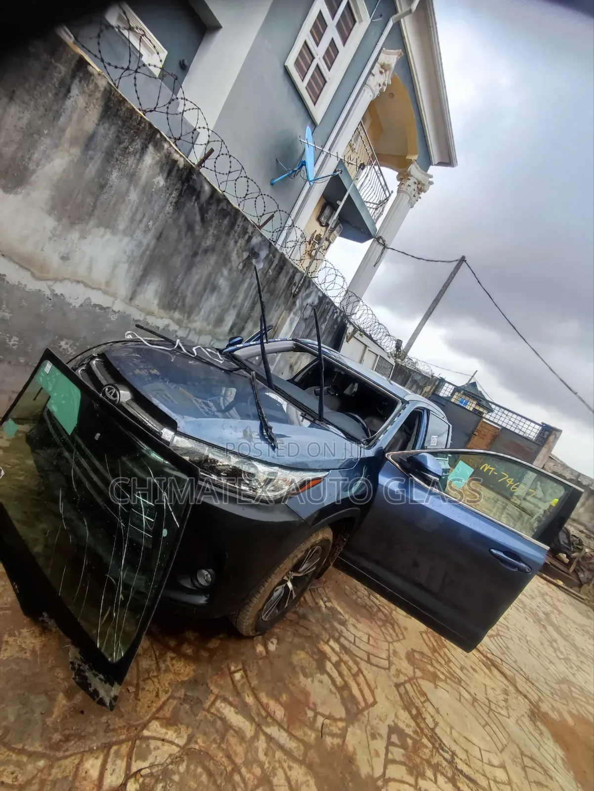 Toyota Highlander 2016 Windscreen Glass Available