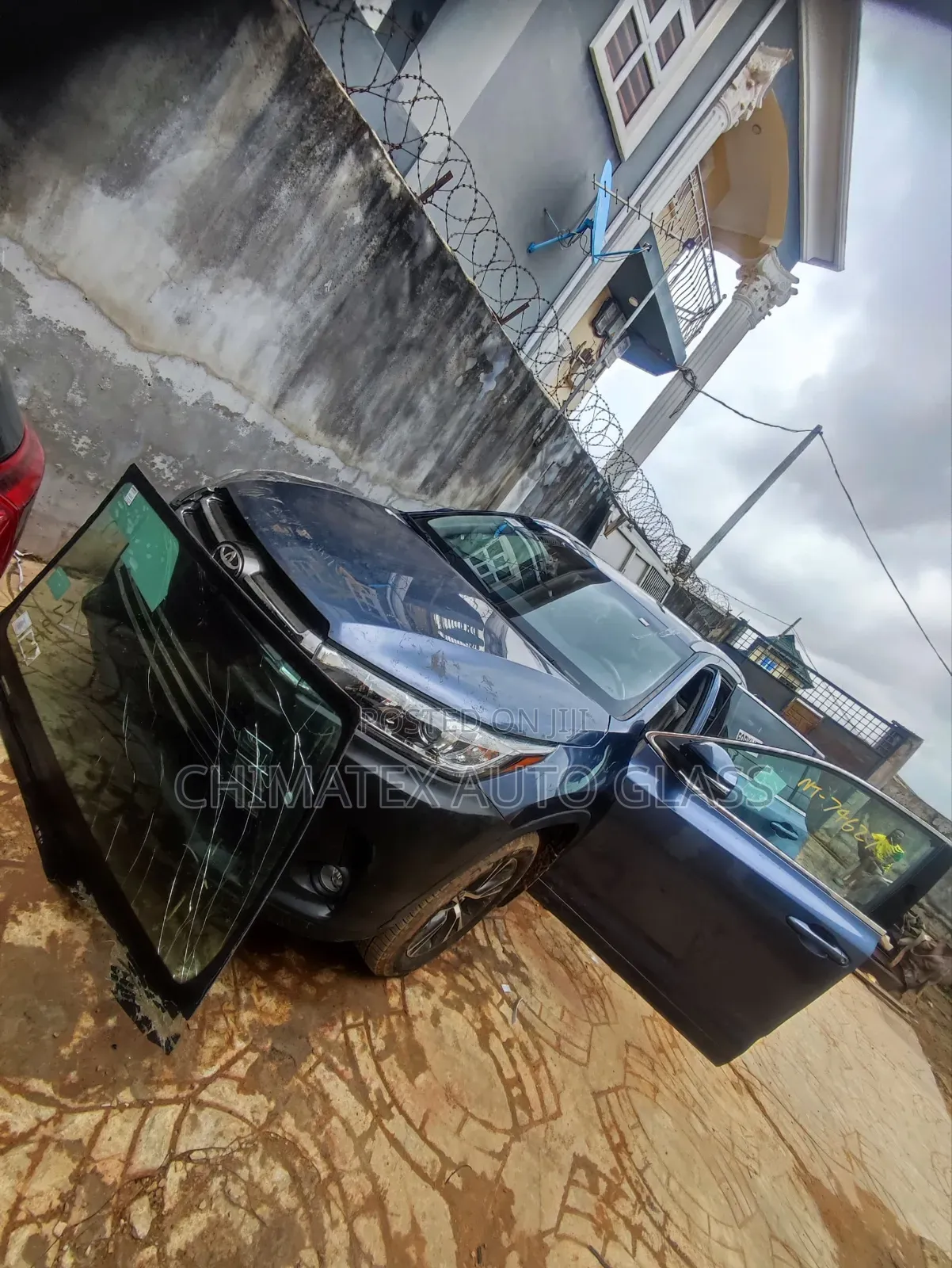 Toyota Highlander 2016 Windscreen Glass Available