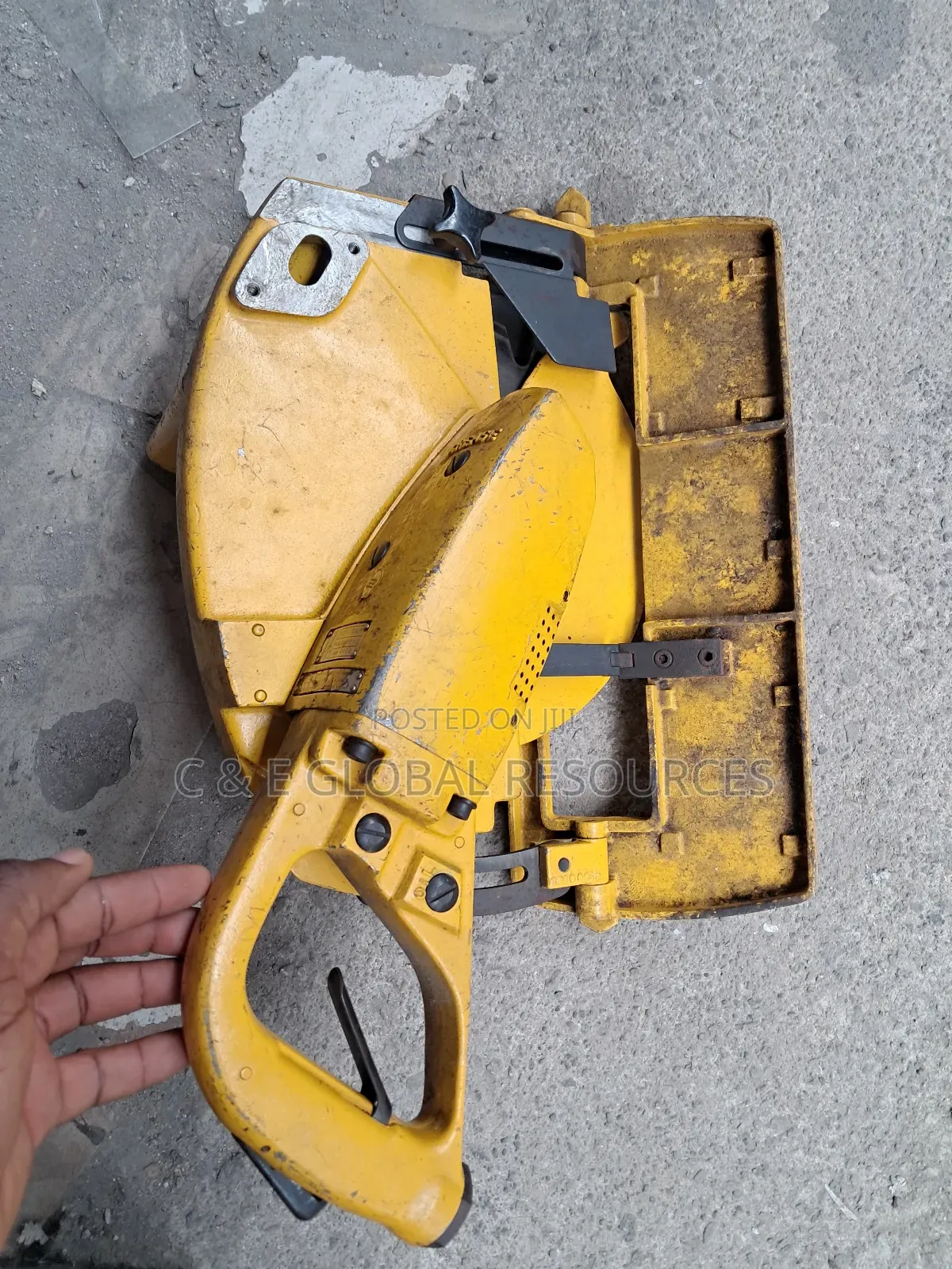 9" Air/Pneumatic Circular Saw Machine