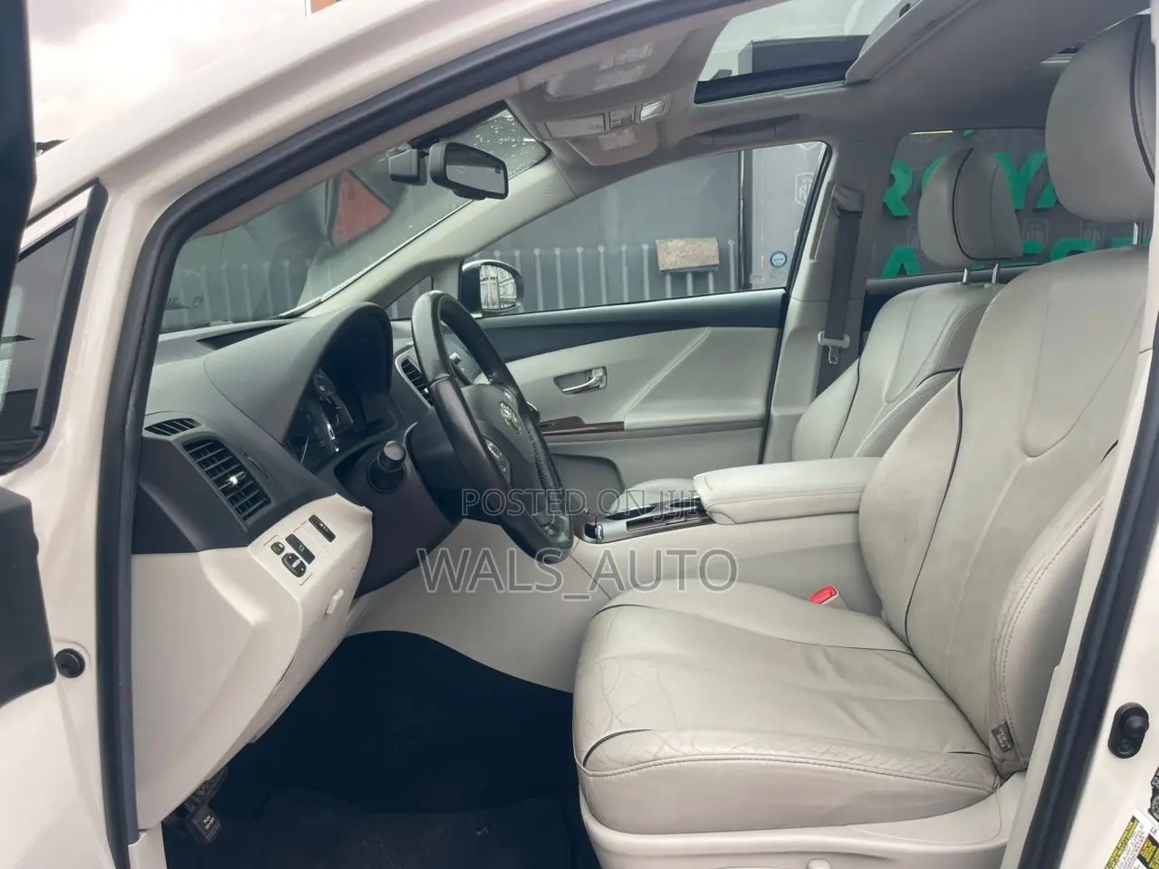 Toyota Venza AWD 2011 White