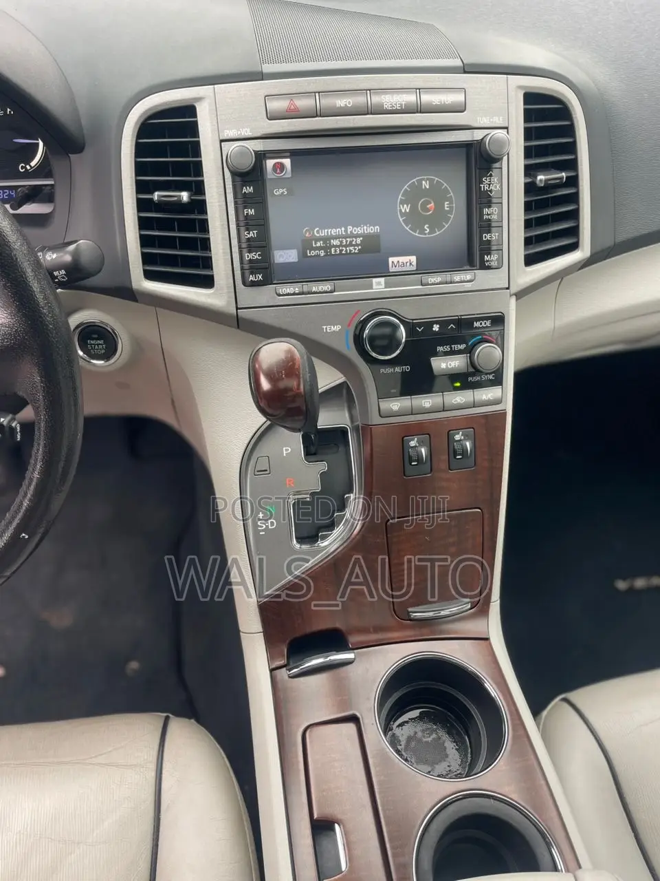 Toyota Venza AWD 2011 White
