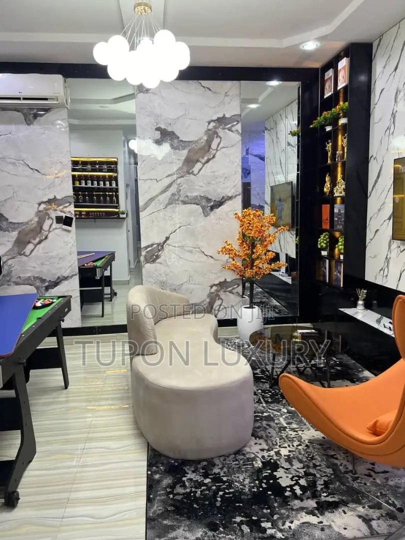 1 Bedroom With Bar, Ps5 With Snooker in Osapa London