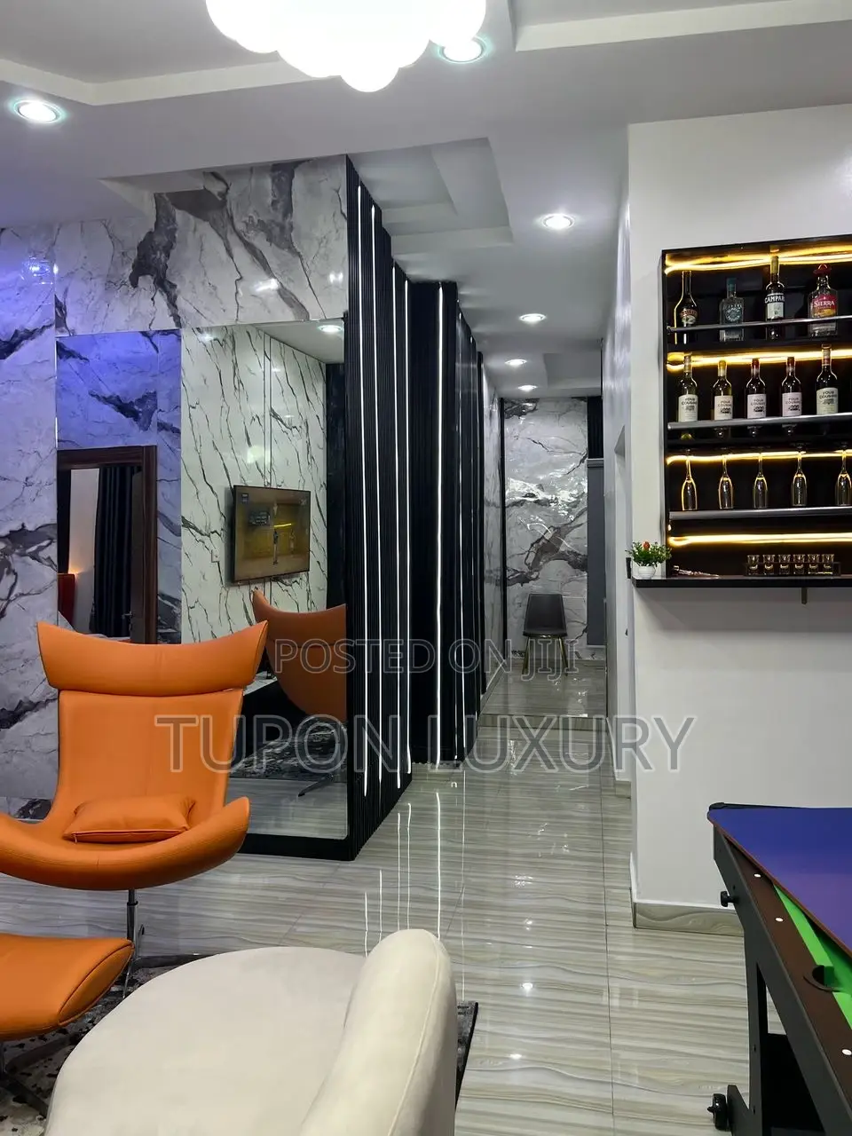 1 Bedroom With Bar, Ps5 With Snooker in Osapa London