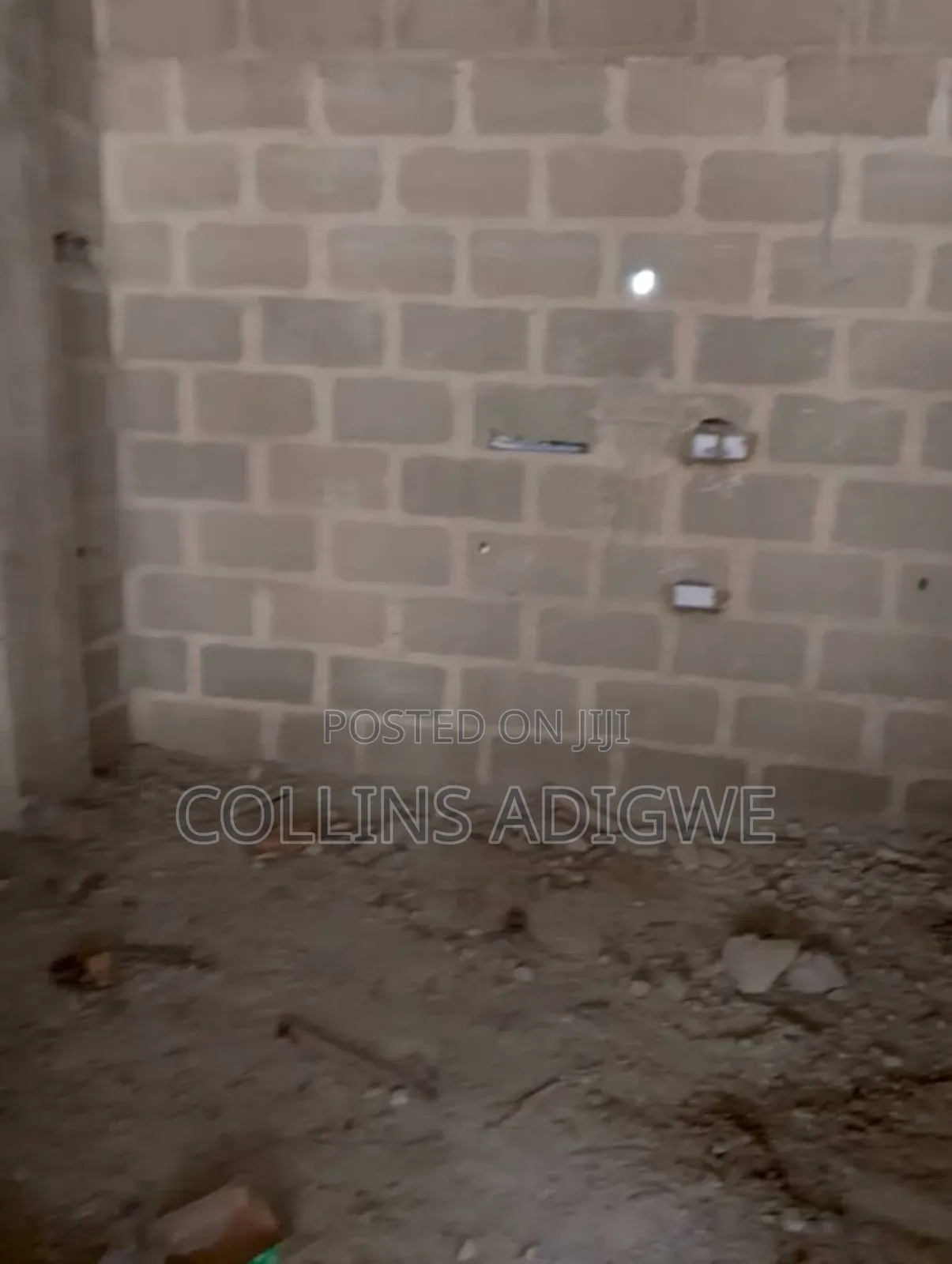 Mini Flat in Service Estate for sale