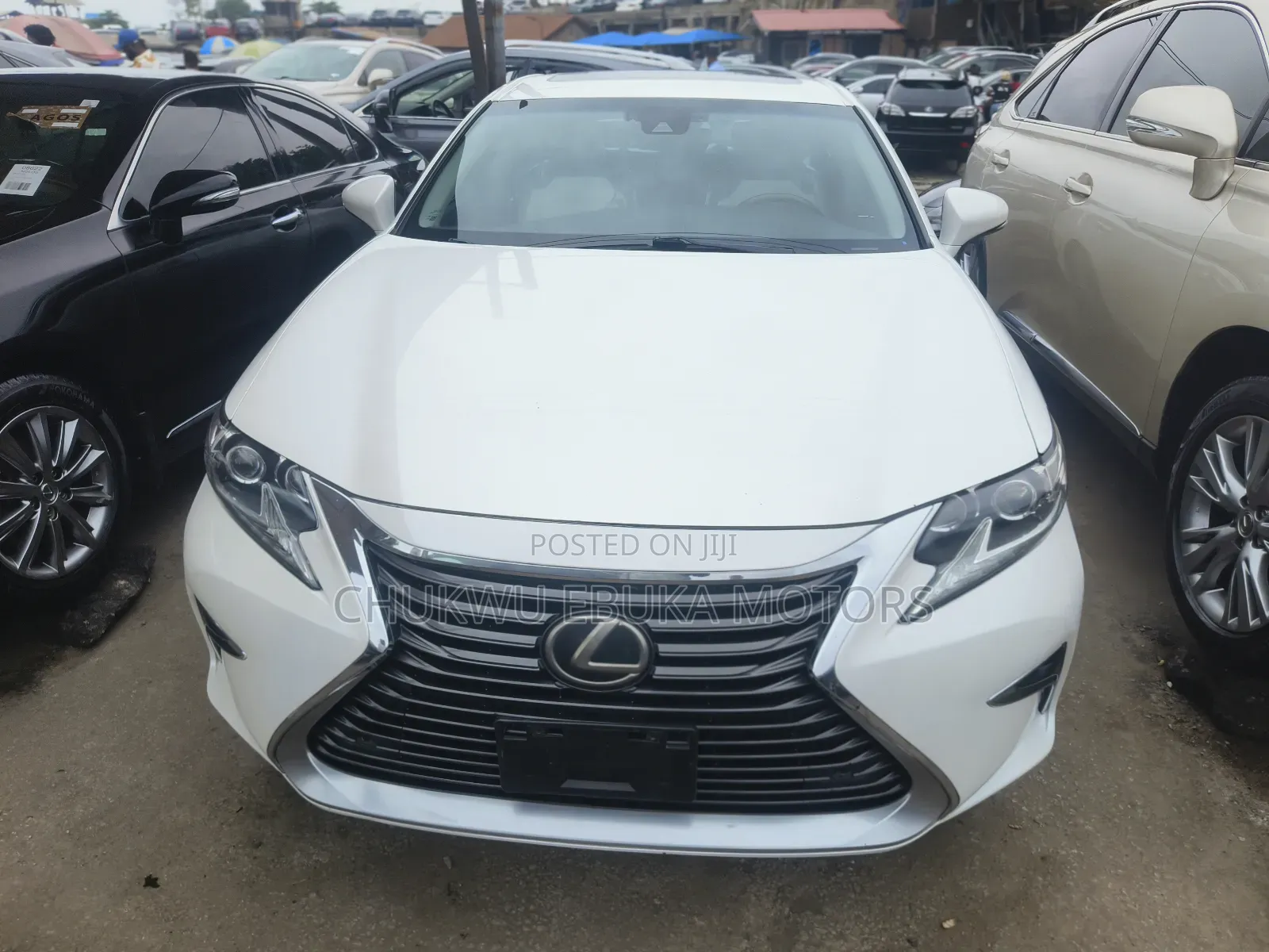 Lexus ES 350 FWD 2016 White
