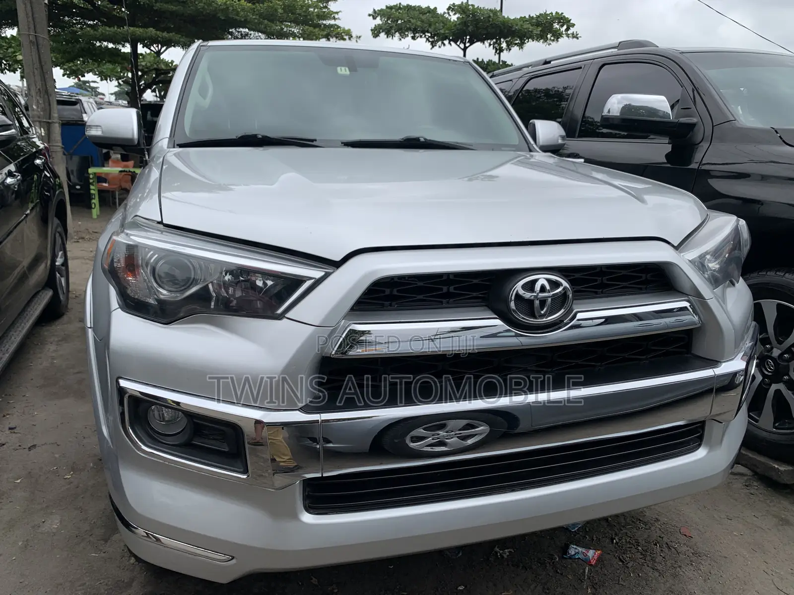 Toyota 4-Runner Limited 4X4 2013 Silver