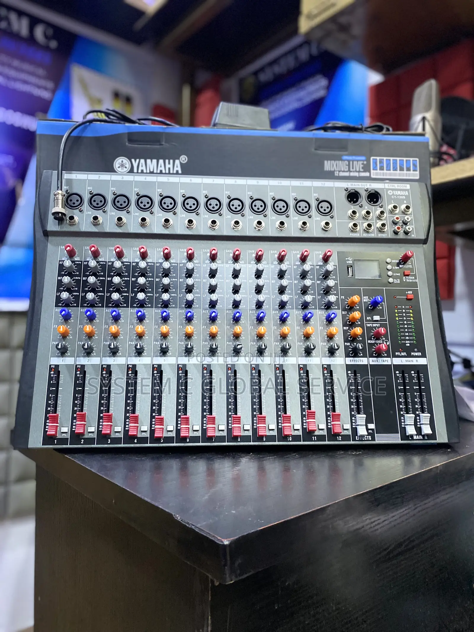 Yamaha Ct-12s Console Mixer