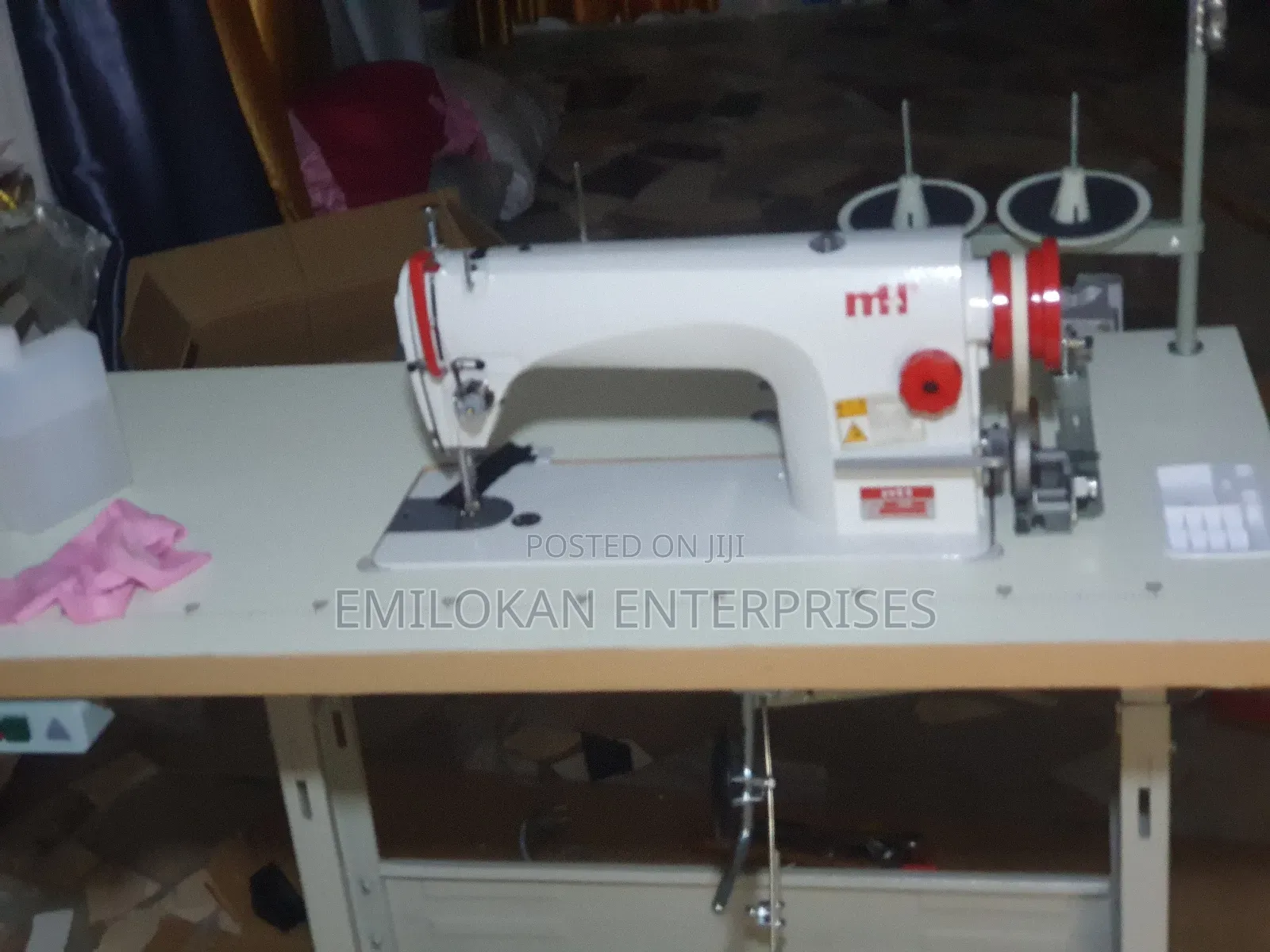 Industrial Mh Sewing Machine Model 8900