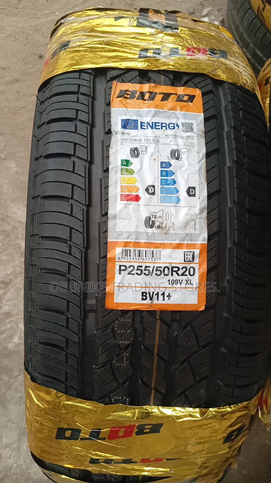 255/50r20 Boto Tire