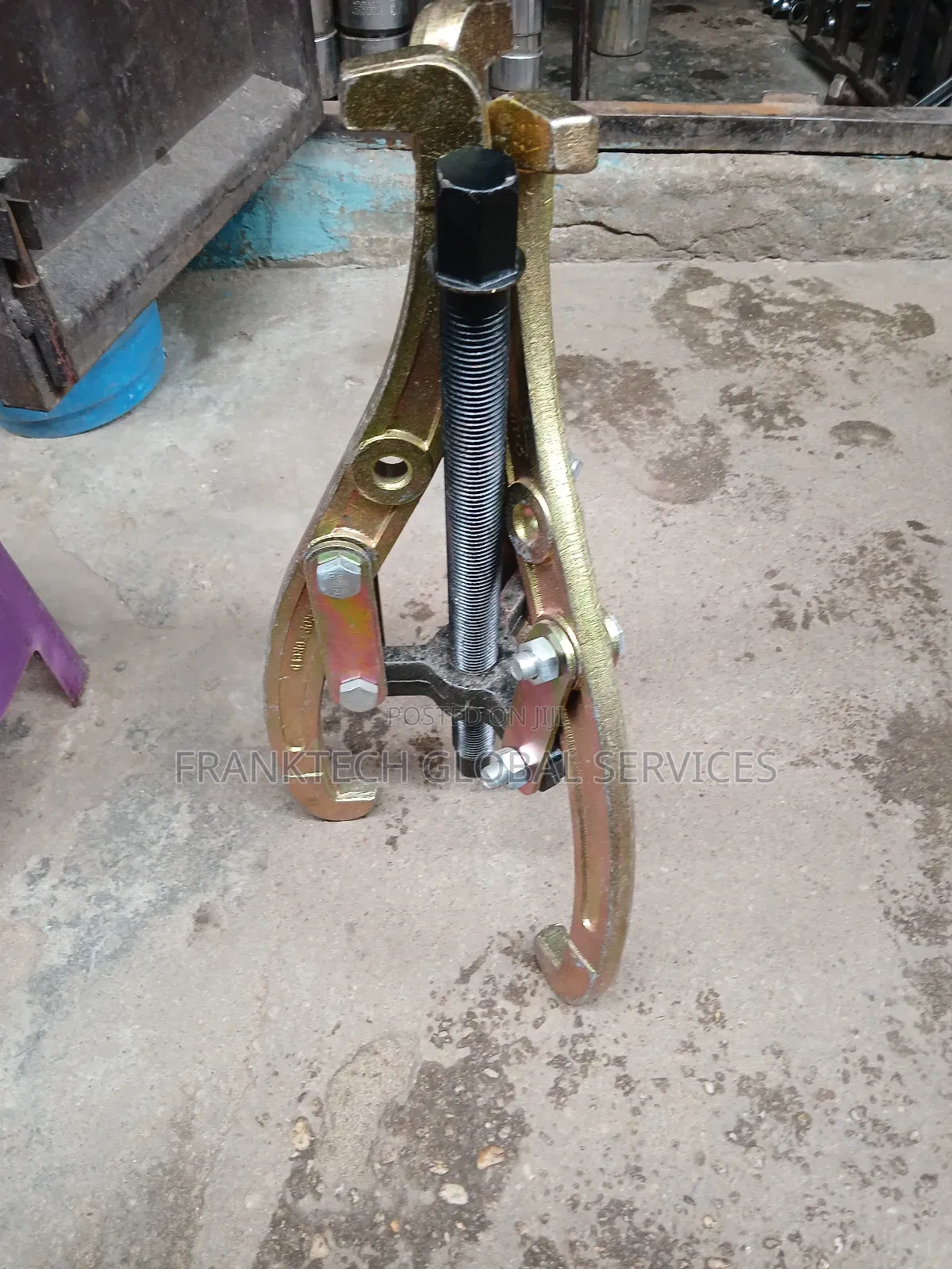 Bearing Puller 24"