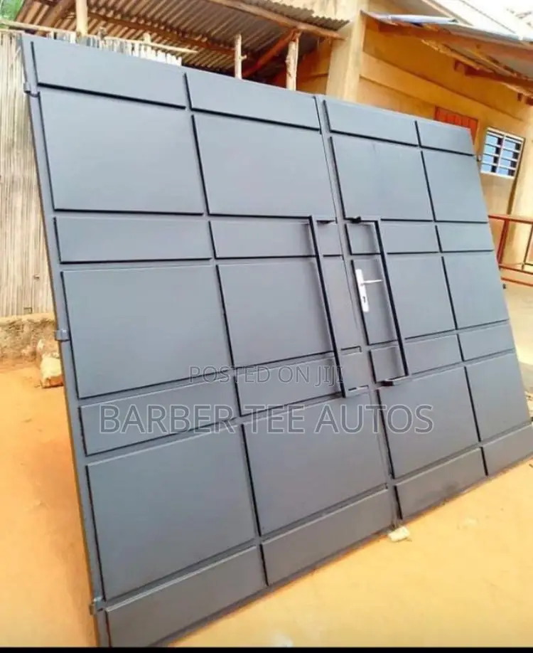 Opening Gate Sliding Gate 12ft by 8ft