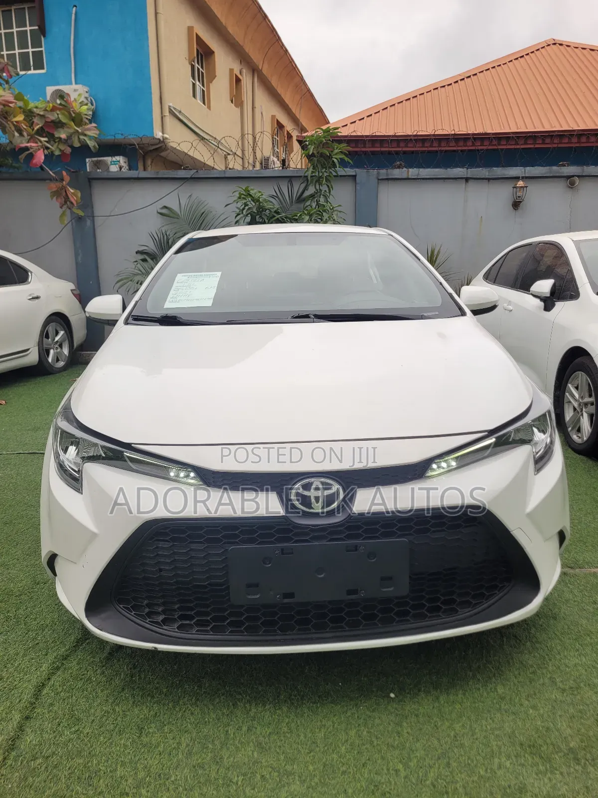 Toyota Corolla LE 2022 White