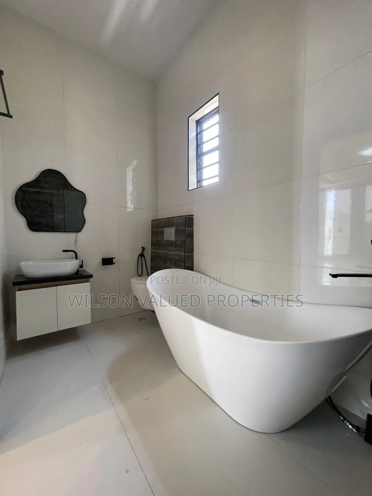 4bdrm Duplex in Green Acres Estate, Ikeja GRA for sale