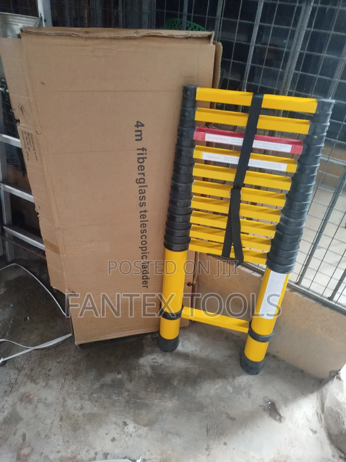 Fiberglass Telescopic Ladder 4 Metres