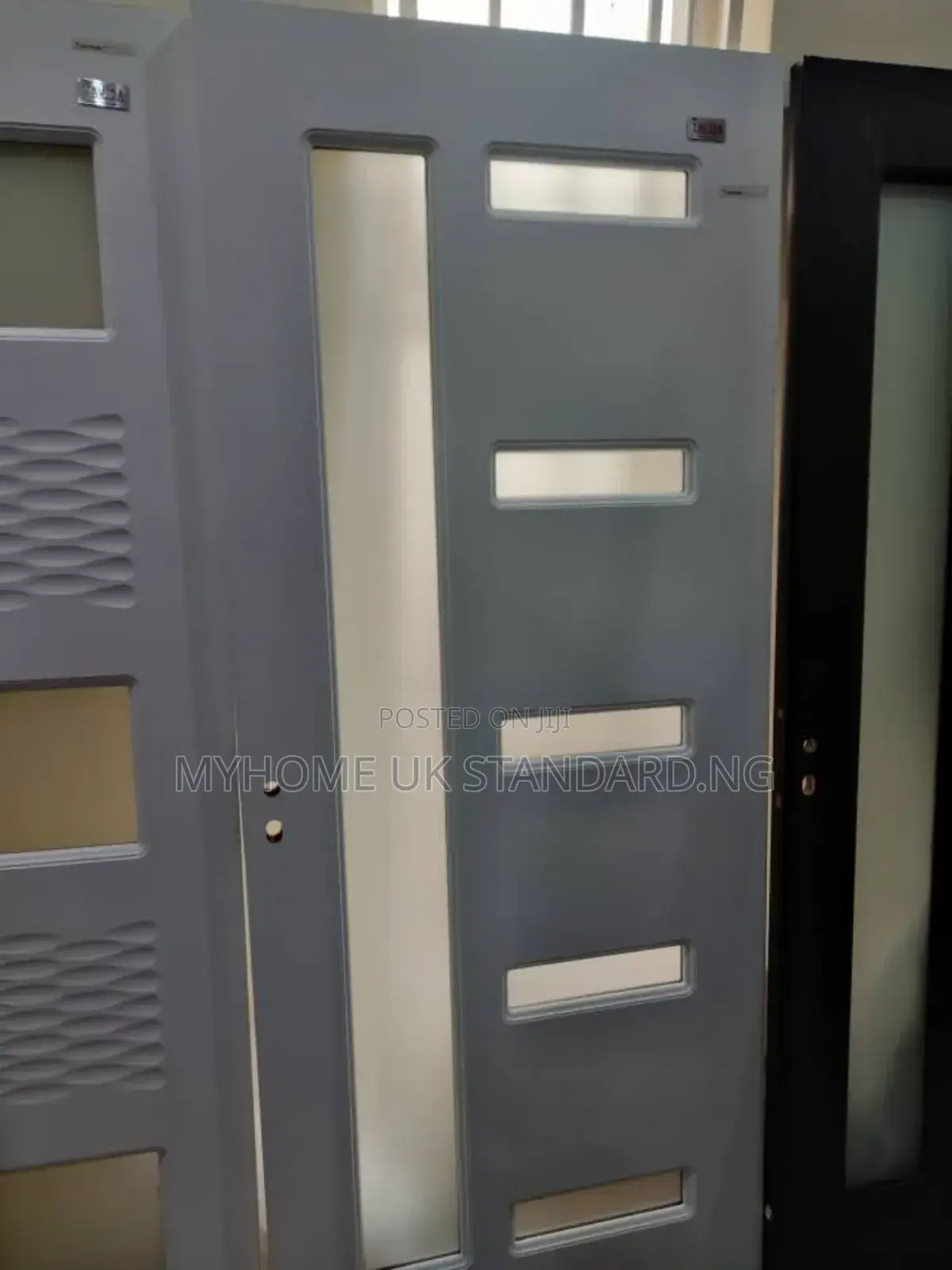 Modern Interior Kitchen Door With Glass