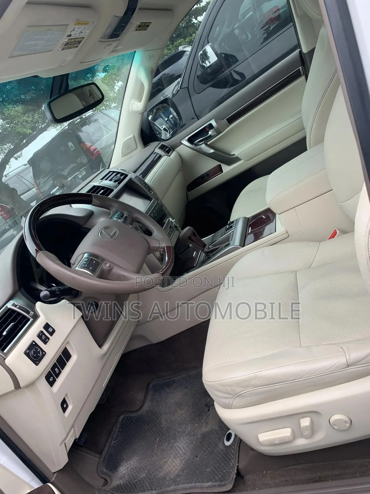 Lexus GX 460 Luxury 2016 White