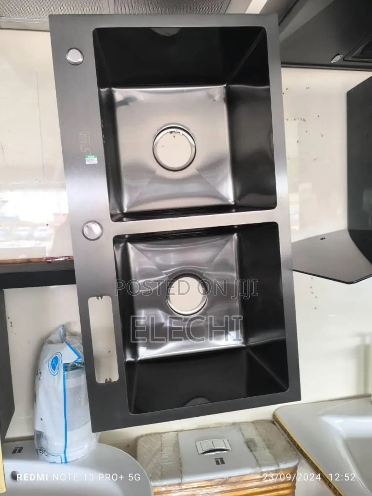 Black Kitchen Sink