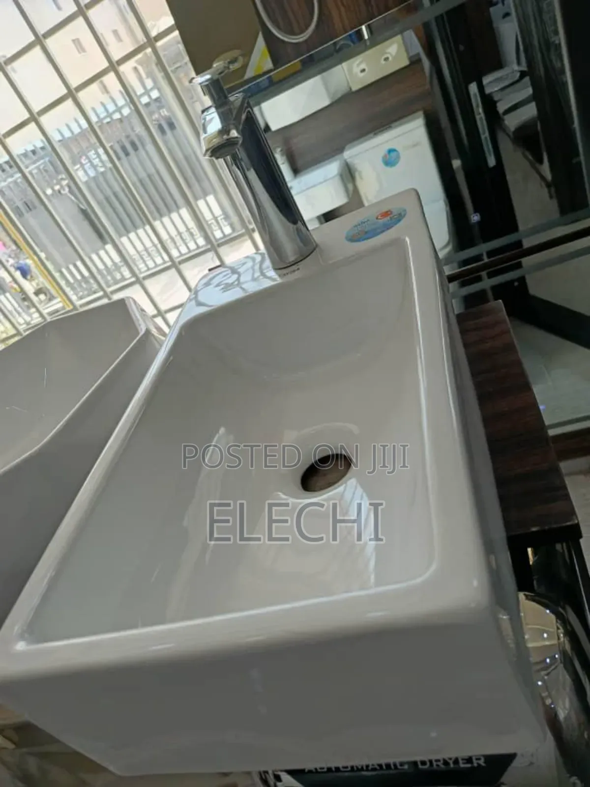 Small Bathroom Basin