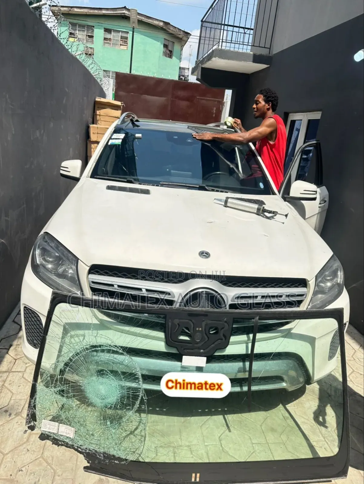 We Deliver All Mercedes Benze Windscreen Glass & Install