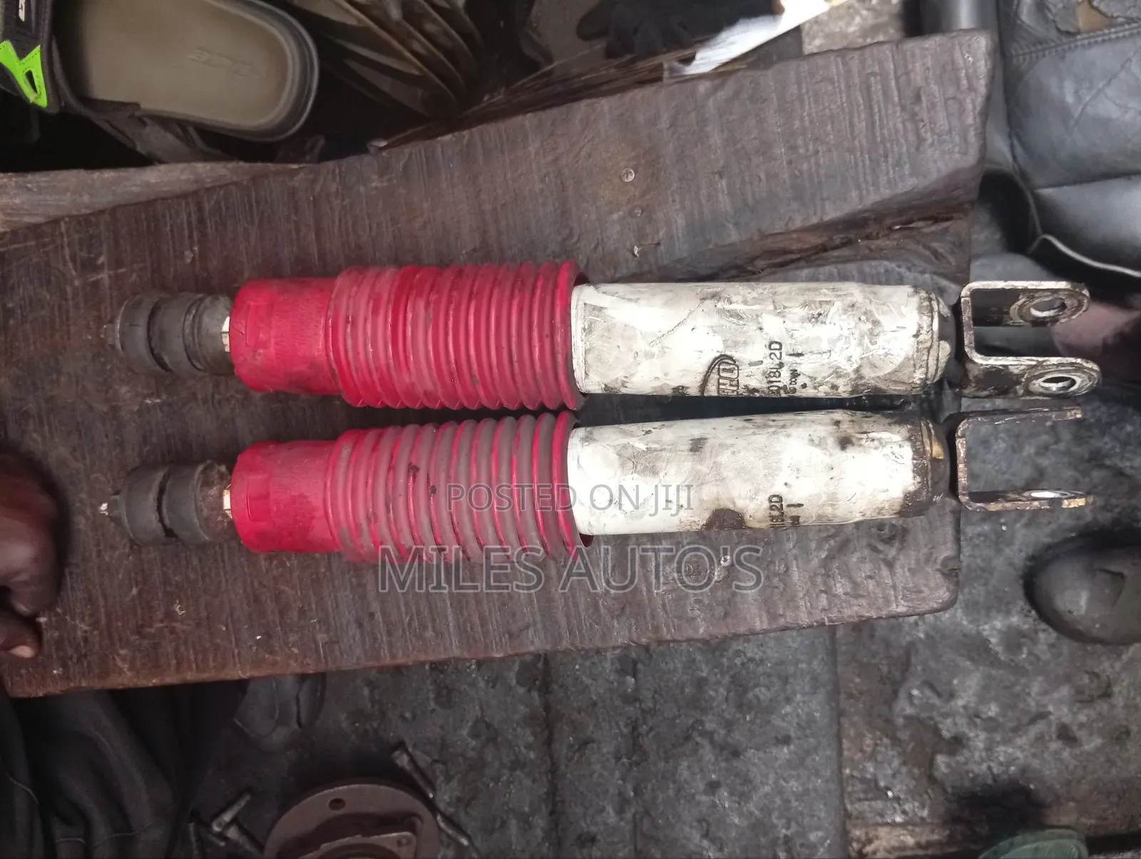 Hummer H3 Front Shocks