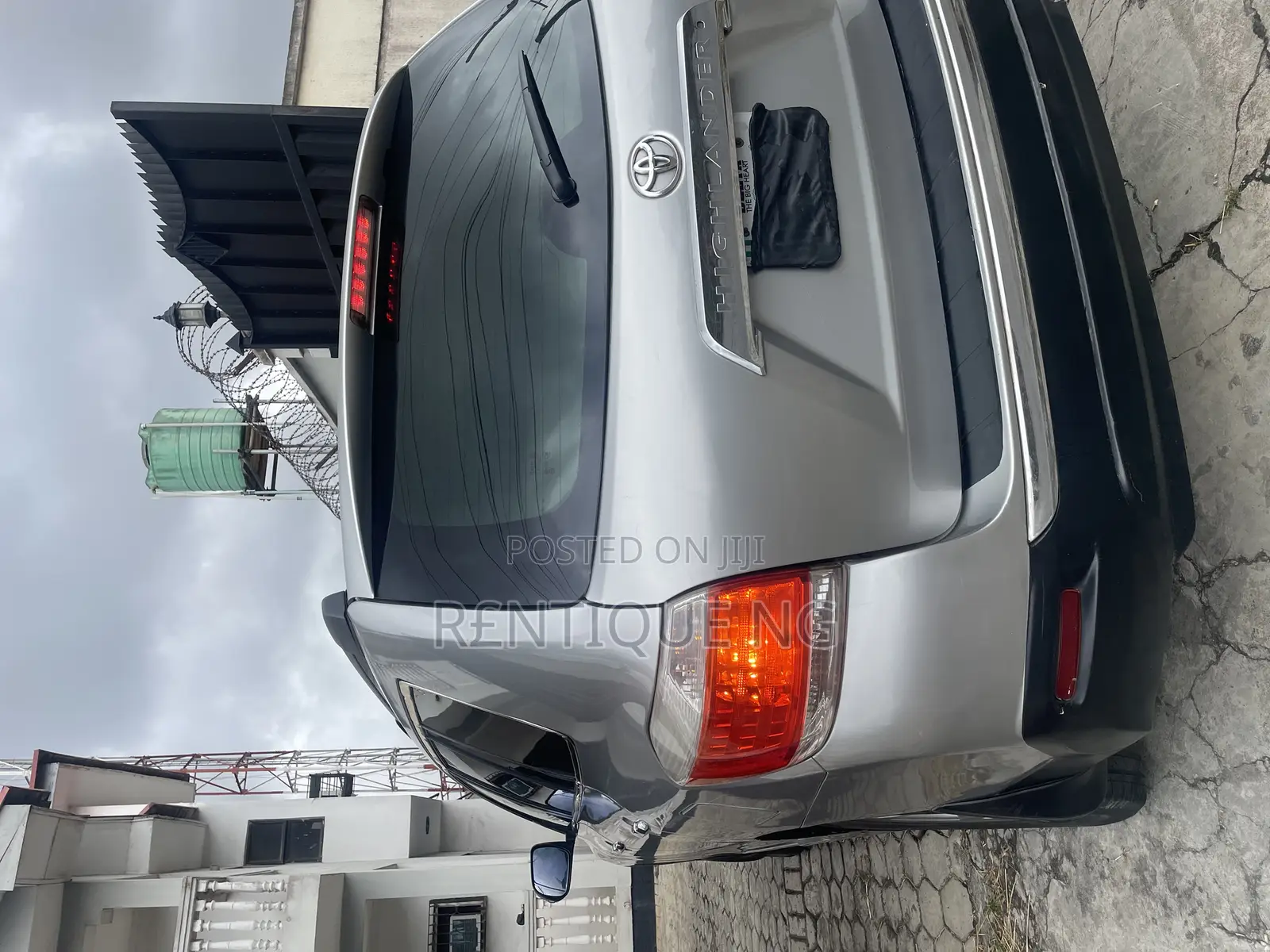Toyota Highlander 2013 Available for Rent