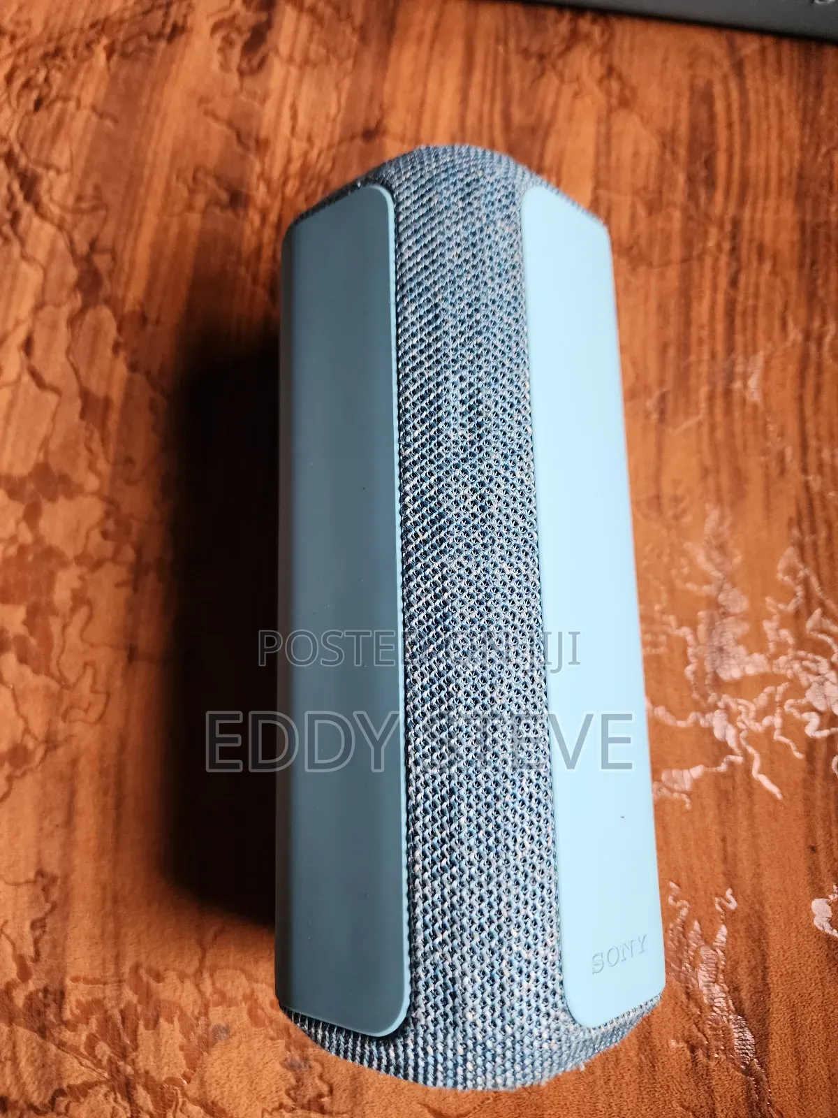 London Used Sony SRS-Xe200 Portable Bluetooth Speaker