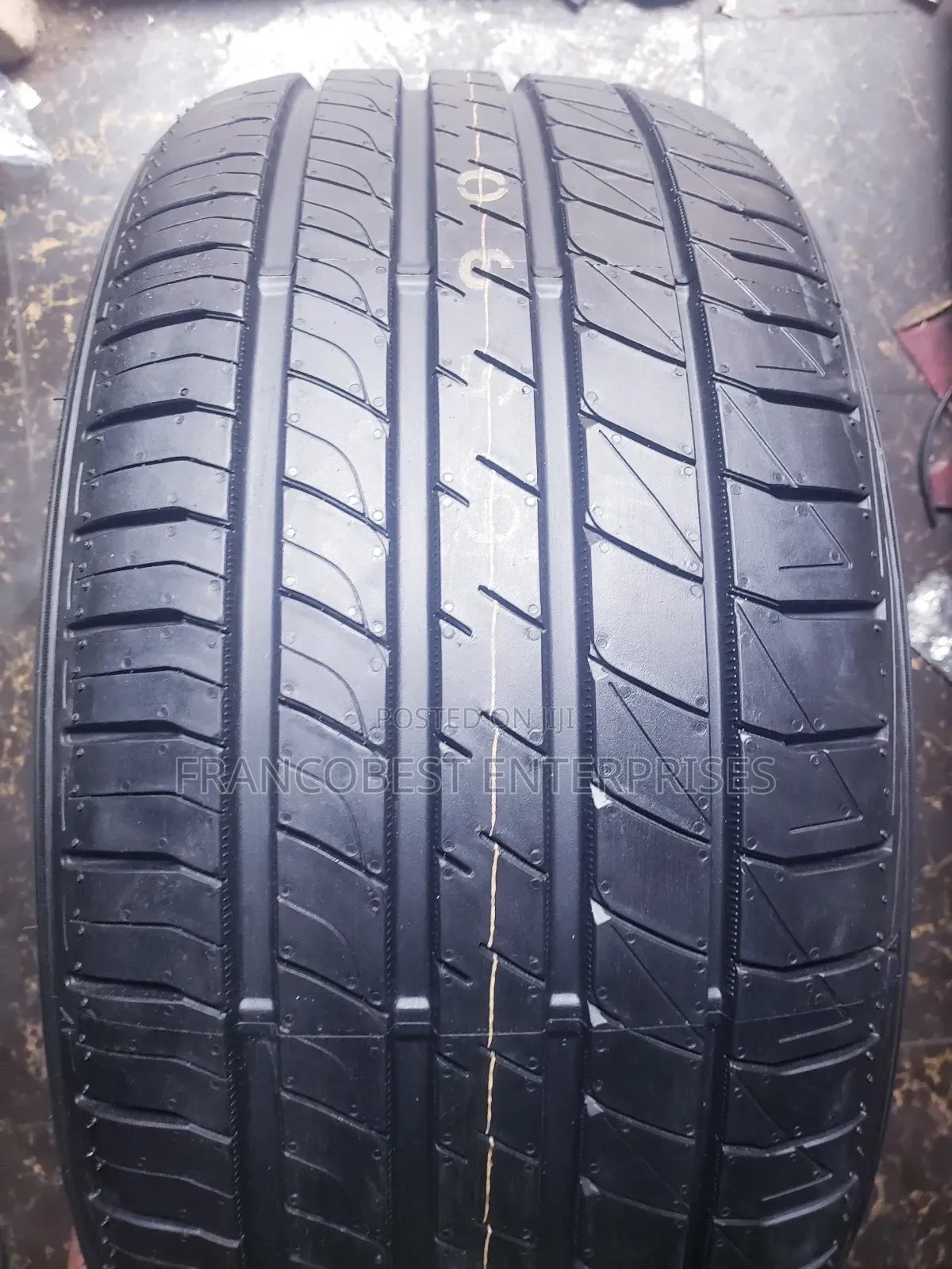 245/40r18 Dunlop Tyre