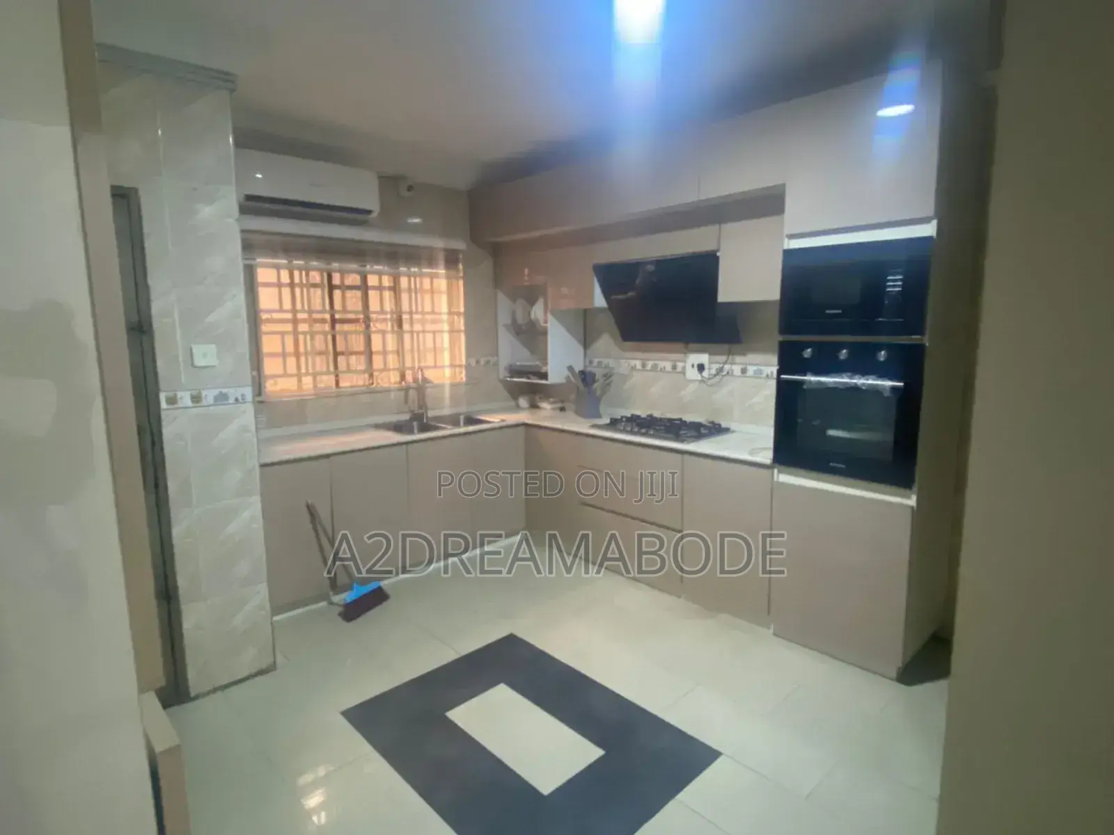 Furnished 4bdrm Duplex in Magodo Phase 2, Ikeja for rent