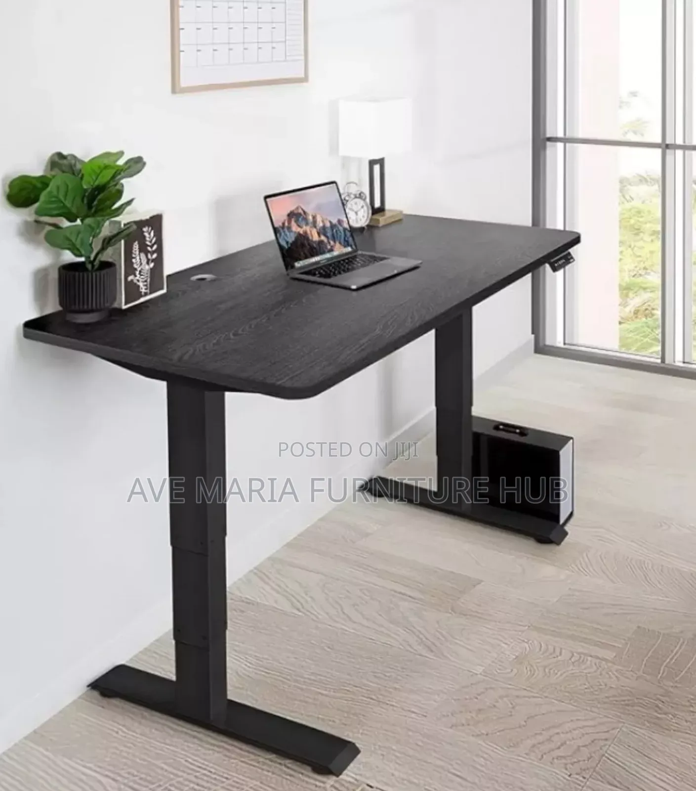 Motorised Sit-Stand Adjustable Desk.