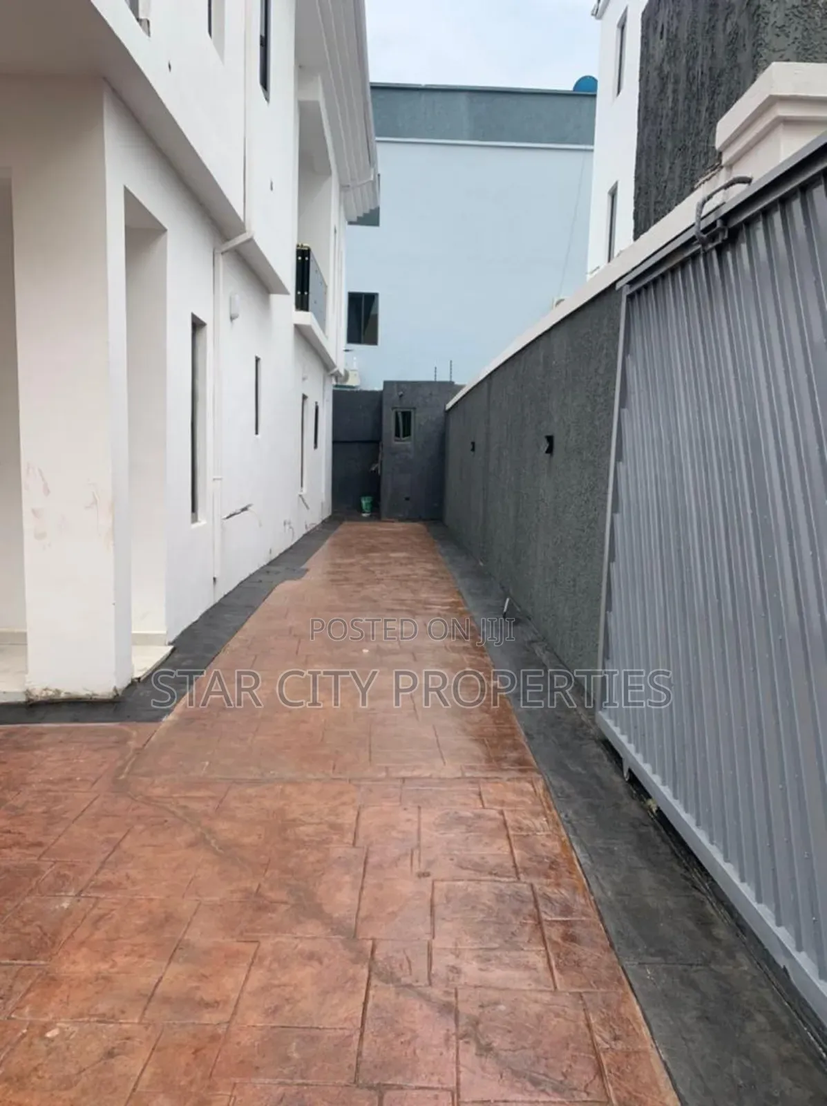 5bdrm Duplex in Magodo Ph 2, GRA Phase 2 Shangisha for rent