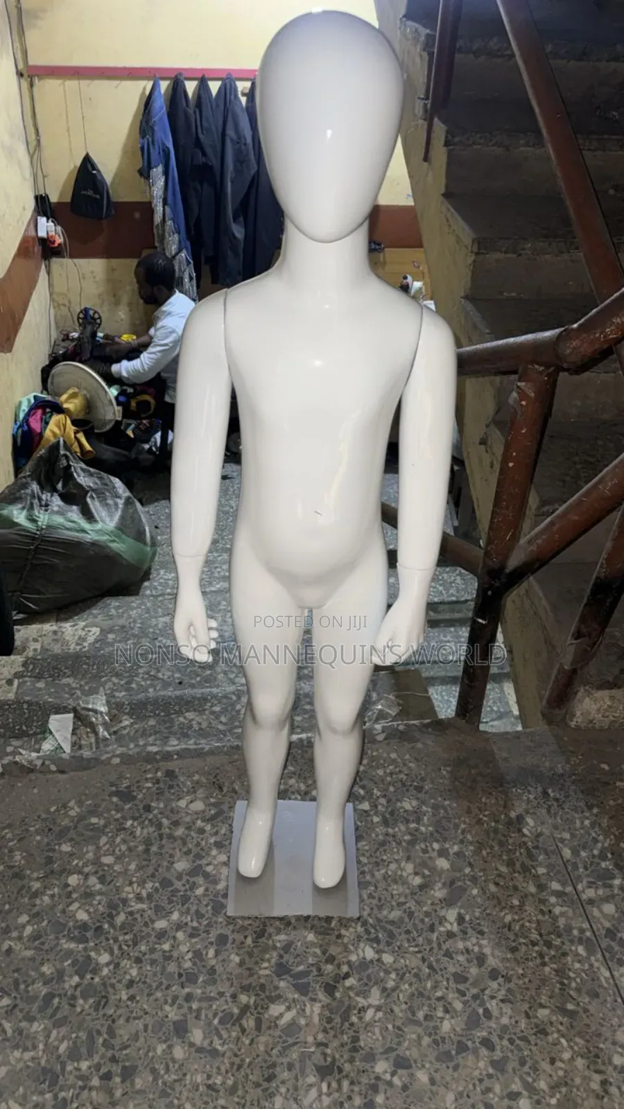 Naija Made Glossy White Age 5 To 7 Years Unisex Mannequin
