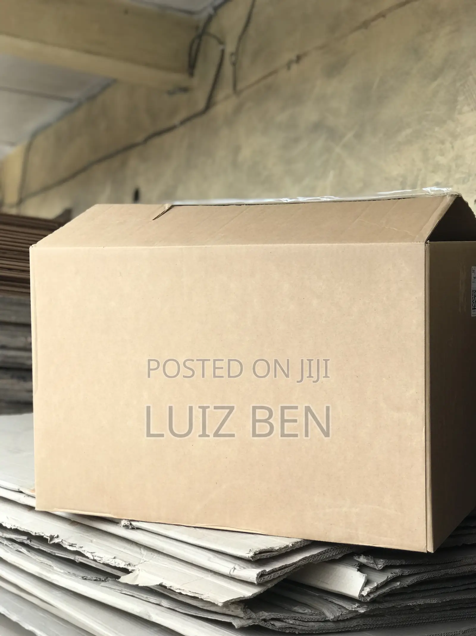 Very Neat Plain Carton as Seen on Picture