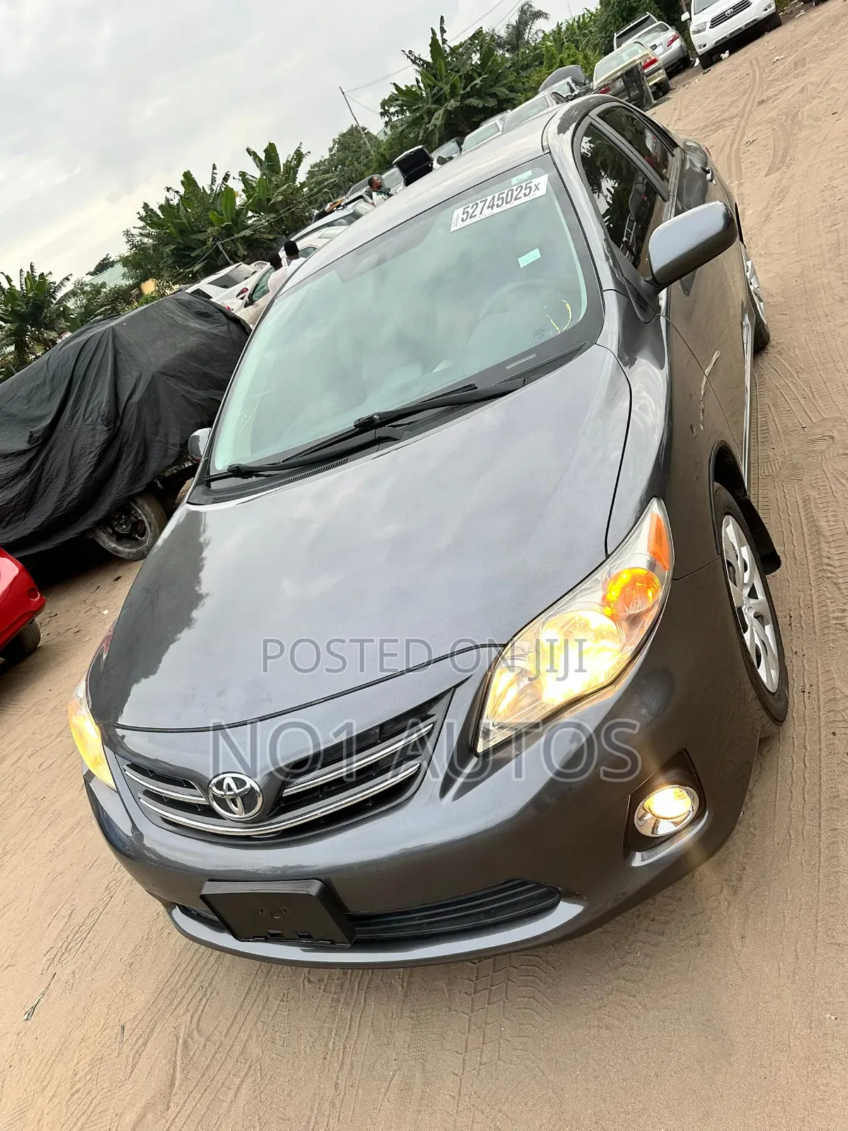 Toyota Corolla LE 4dr Sedan (1.8L 4cyl 4A) 2013 Gray