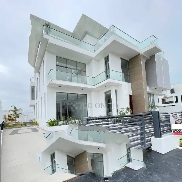 5bdrm Duplex in Osapa london for sale