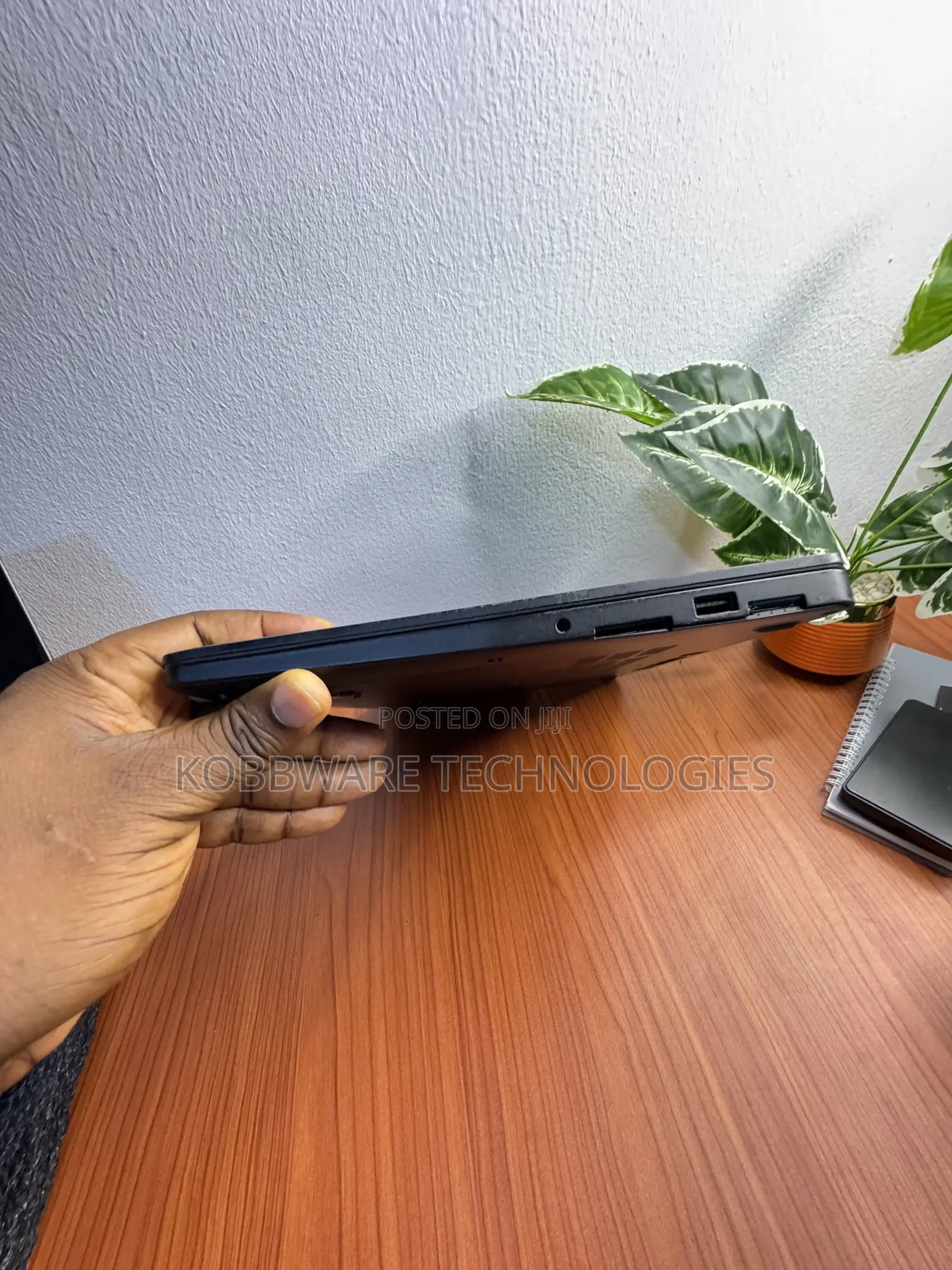 Laptop Dell Latitude E7470 8GB Intel Core i7 SSD 256GB