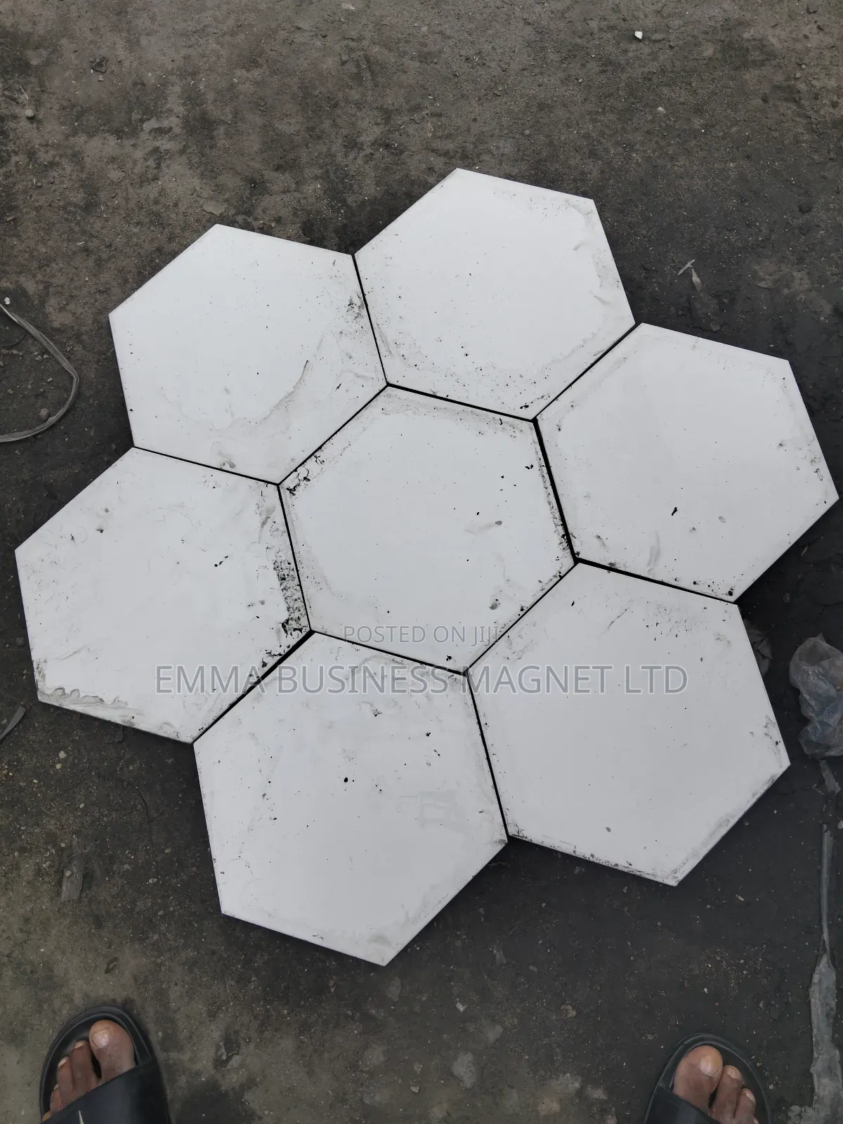 28.5x24.5 High Quality Spanish Floor Tiles 