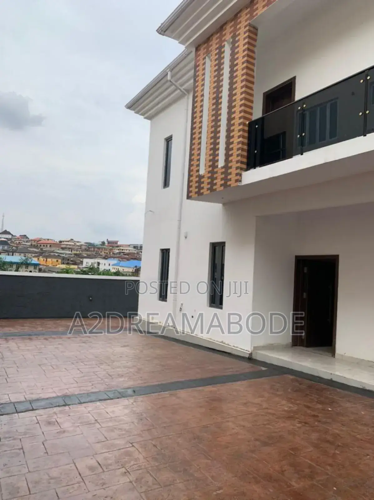 5bdrm Duplex in Magodo Phase 2, Ikeja for sale