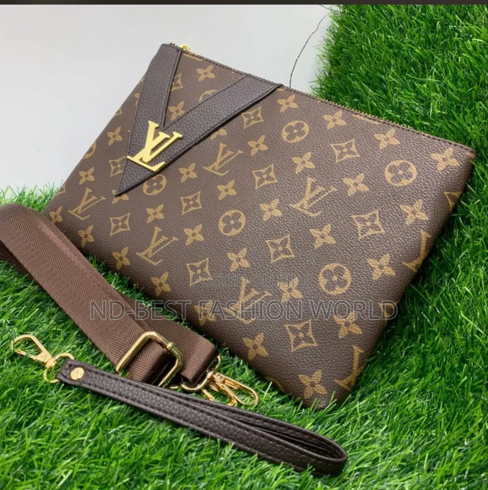 Louis Vuitton Leather Purse