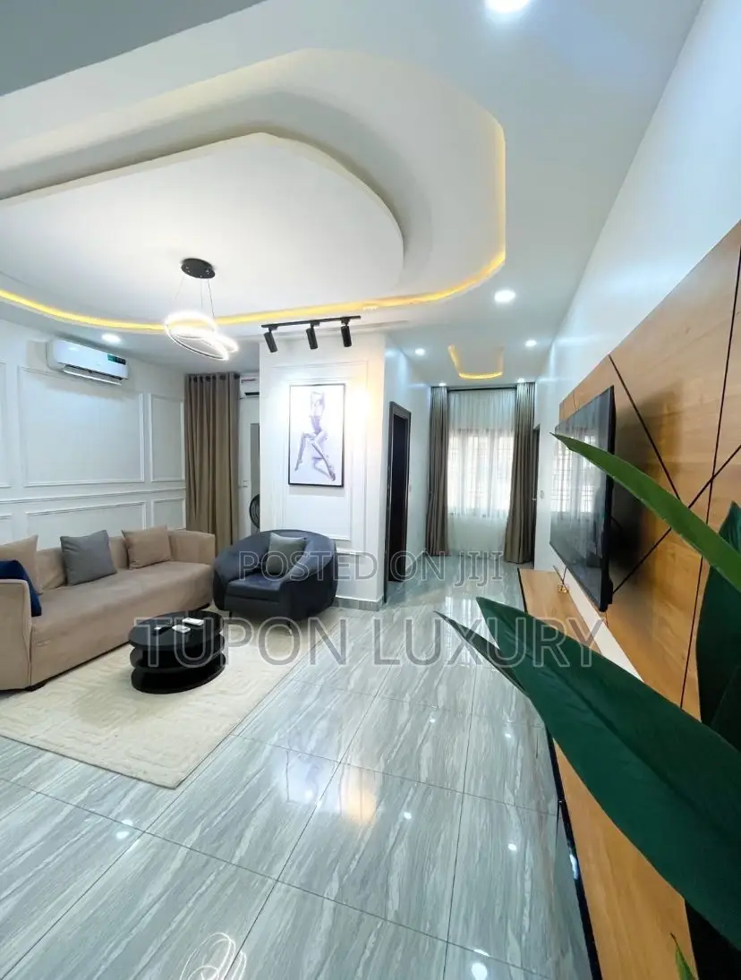 Luxury 1/2 Apartment in Jahi