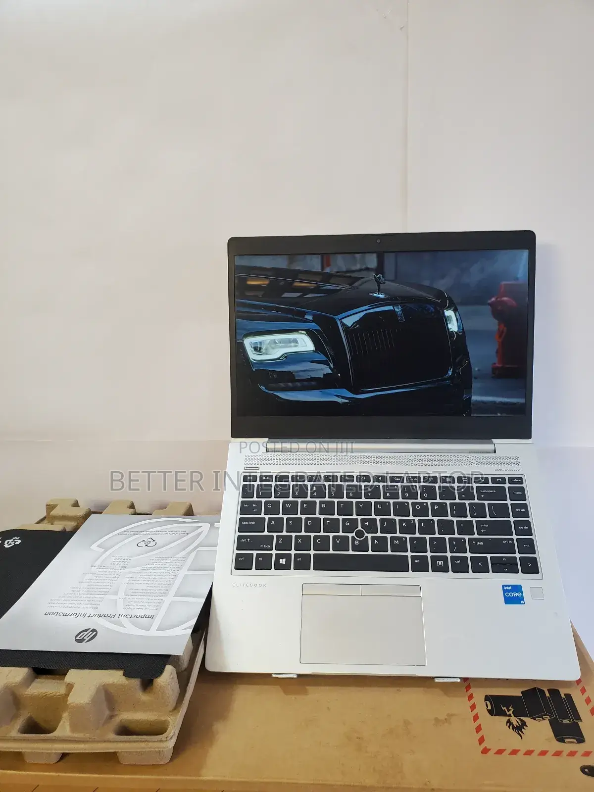 New Laptop HP EliteBook 735 12GB Intel Core I5 SSD 256GB