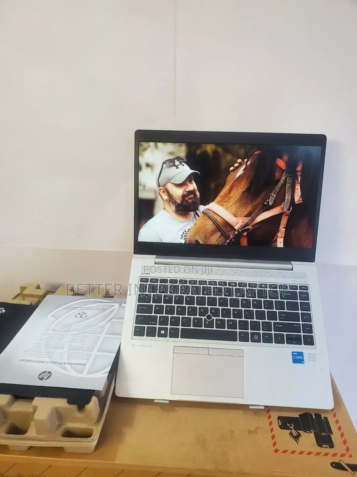 New Laptop HP EliteBook 735 G5 16GB Intel Core I5 SSD 512GB