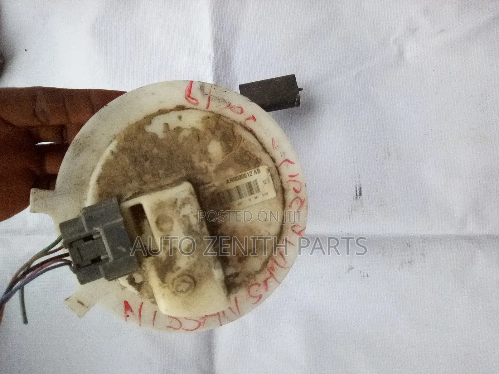 Fuel Pump: Nissan Pump Sentra 2017 - 2019