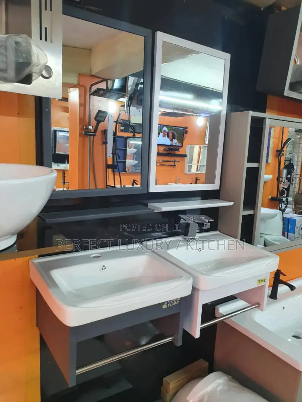 Gray/White Wall Hang Wash Hand Basin/Mirror/Towel Hanger